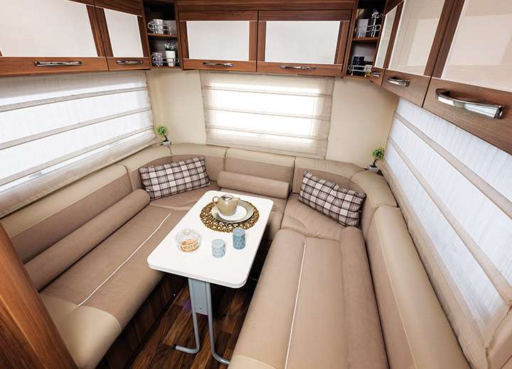 Motorhome hire vehicle with rear lounge