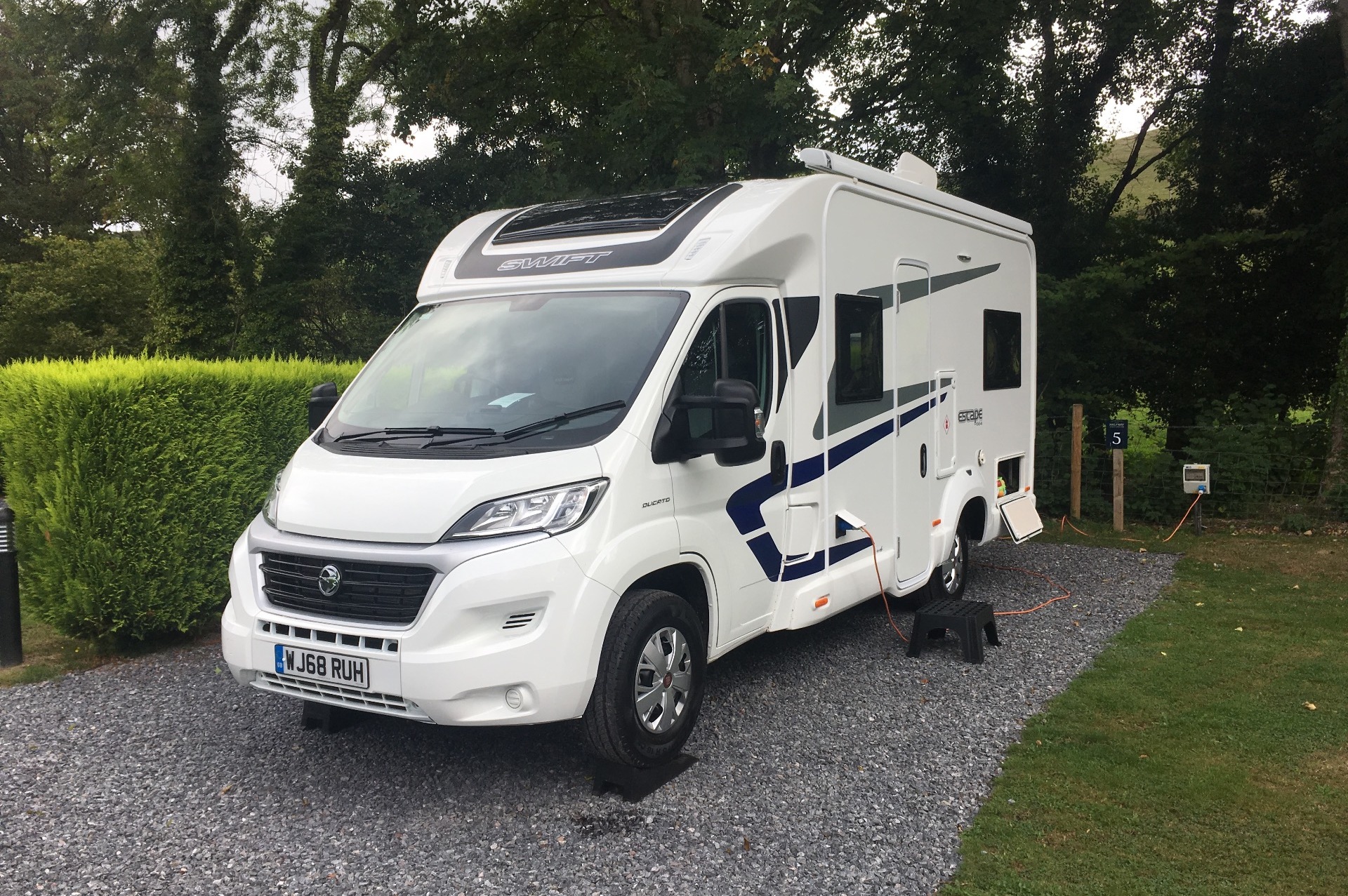 2 and 4 berth motorhome hire Torbay